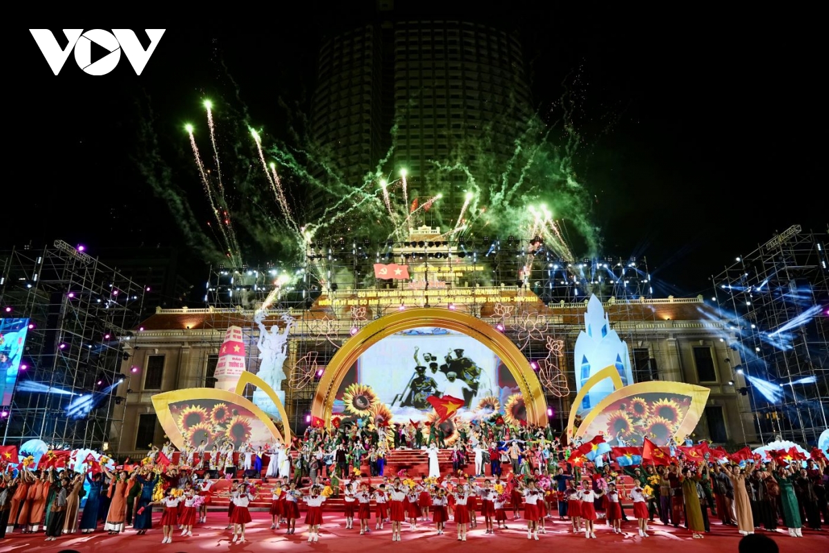 Ông Nguyễn Duy Ngọc dự Lễ kỷ niệm 50 năm Ngày giải phóng tỉnh Khánh Hòa